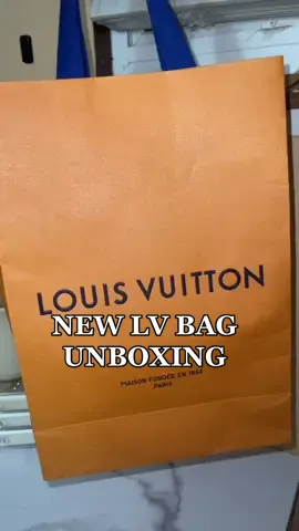 i love it 🥺 #unboxing #lvbag #louisvuitton #newbag #designercheck #designerbag #MeExplaining #OOTD