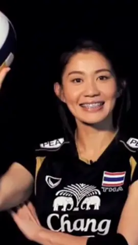 สมัยแข่วเหล็กอะเนาะ #วอลเลย์บอลหญิง #วรรณาบัวแก้ว #ปลื้มจิตร์ #วิลาวัณย์อภิญญาพงศ์ #นุศราต้อมคํา #อรอุมา #มลิกากันทอง #6เซียน