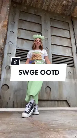 I💚GROGU #starwarsgalaxysedge #disneyfypシ #disneydaily #disneycreators #disneysideoftiktok #disneystyle #disneyootd #minnieearscheck #OOTD #starwars