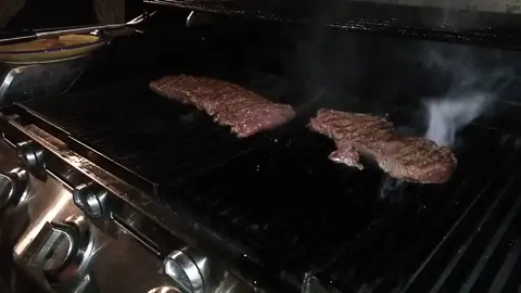 parrilla 😋🤤 entraña 🥩 #parrila #casadecampo #chef #cena #cortes #parrillada #findesemana