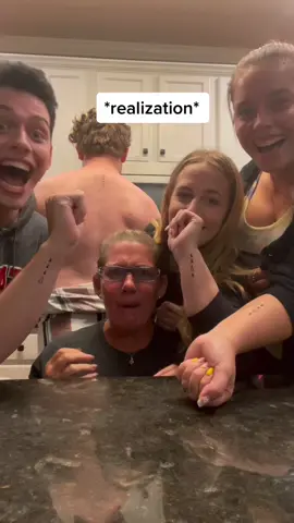 Definitely recommend doing it with your loved ones ! #fypシ #Siblings #tattoos #reaction #ClearGenius #siblinggoals #tattoochallenge