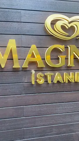 magnum store istanbul 🍦#istanbul#turkey#turkish#turkishtiktok#turkishtok#teavel#traveltok#traveltiktok#turkiye#magnumicecream#turkiye#explore#fyp