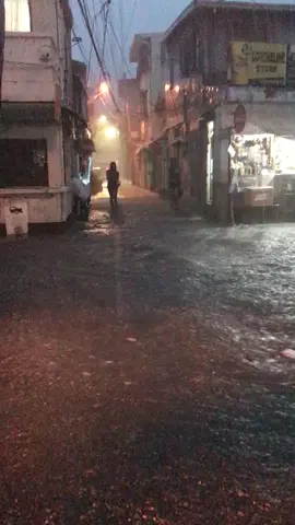 Ang saya saya kahit ganyan lugar namin laban lang sa buhay #fyp #foryou #laspiñas #CAA #Laspiñascity #flood #baha #typhoon #ulan #rain