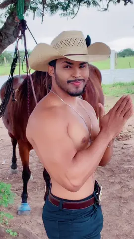 Cê dança assim comigo?😏🤠🔥 #fypシ #agro #men #roca