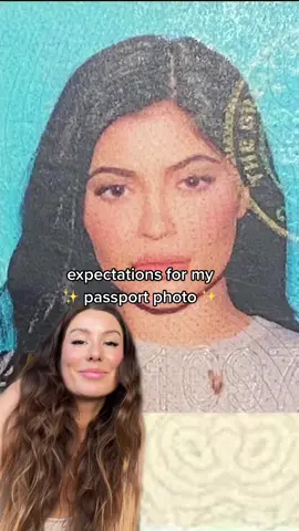 this might be my worst passport picture yet 💕 #expectationvreality #greenscreen #passportphoto #LiveFlowSweatDuet