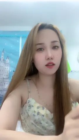 1 là hãy  rời xa e đừng bắt e phải hy vọng. #GuongMatTreTho