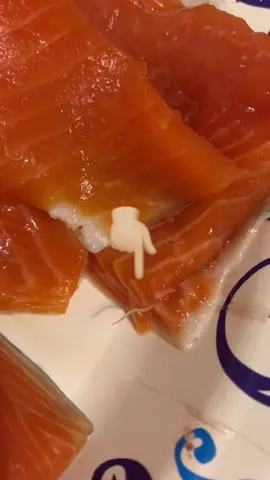Disgusting 🤢 who wants some parasite for dinner ? 🤮 #fypシ #paratupagina #salmon #worms #anisakis #Costco  be carful what you eat. #grouse