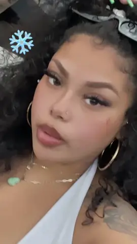 This lyric lives rent free in my head and gets sung at the most random times @officialsaweetie #icygirl #fyp #summervibes #fypシ゚viral #saweetie