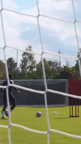 New camera needed 😪 #adamatraore #PremierLeague #football #shooting #training