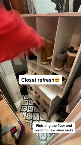 Closet and bathroom cleanup #cleaning #WelcomeBack #fyp #cleaninghacks #cleaningmotivation #cleanwithme #clean #declutter #bathroommakeover
