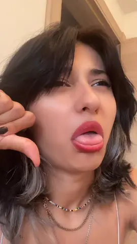 Armutlu çöp ya 🤮🤮