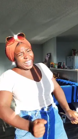 Can we talk about the fit tho?! #fypシ #foryoupage #glow #ishehotorjust #sunlight #smile #dancer