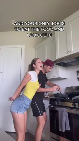 he’s quite the chef 👨‍🍳 @jesse.callahan