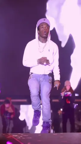 Uzi Showing Us How To Futsal Shuffle in 2019 👽🛸 #liluzivert #rollingloud #uzivert