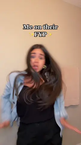 Who has been in this situation? 😅 #work #coworkers #FYP #FY #parati #latina #viral #worktiktok