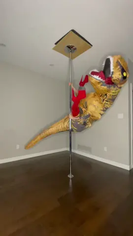 🦖 👠 #poledancersoftiktok #dinosaur #dinosaurcostume #takemybreath #poledancer