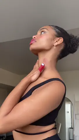 I wonder who that hickies from ✋🙈#fypシ #impostor #livefromdatrenches #fypシ
