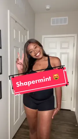 Goodbye Summer! 👋 Say ‘Hello Fall’ with me in your @shapermint! #shapermintpartner Shop Labor Day Sale & use CODE: KYALABOR20