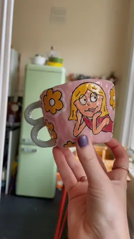 Lizzie MugGuire 🌸 #pottery #ceramicart #lizziemcguire #2000s #2000sthrowback #disneychannel #handmadecraft #etsyuk #potterytiktok