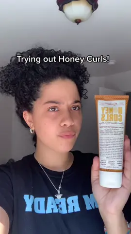 I was kind of scared because the honey curls made my hair feel weird when applying 😭 but I LIKE IT #curls #naturalhair #fyp #foryou