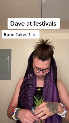Someone come stop Dave. #edm #edmtiktok #plur #ravetok