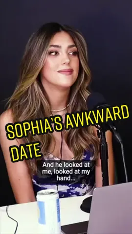 bumps are the new make outs. Spread the word🤜🏼🤛🏼#unwaxedpodcast @sistinestallonee @sophiastallonee