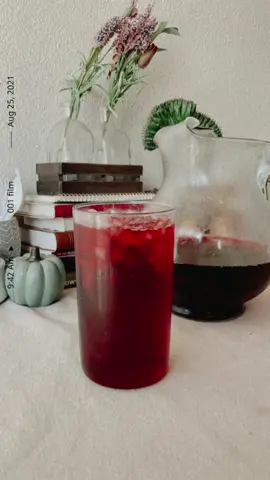 Morning Craving; Agua De Jamaica. #pregnancycraving #aguafresca #goodmorningbeloved #hispanictiktok #motherhood #rawmotherhood #millenialsoftiktok #fy