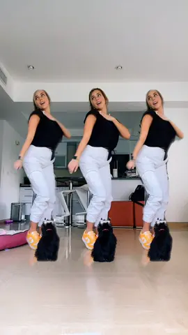 😁