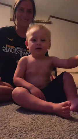 I promise he is fine 😂 #MomsofTikTok #ChewyChattyPets #MicroRaveWithRoni #bopitchallenge #trending #humor #funnytiktok #foryoupage