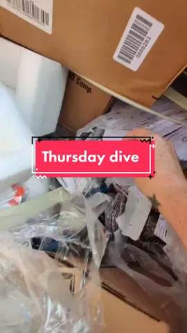 Stewart from MadTV 😎 #dumpsterdive #dumpsterdiving #donatedontdump #stellaskits #reuserecycle