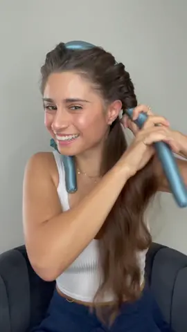 Tutorial Part 2 removing the clip and doing the other side! #heatlesshair #heatlesscurls #hairtok #swifttok #curlingribbon #shop #limitededition