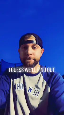 #singalong #dadsoftiktok #millennial #parentsoftiktok #dadbod #songchallenge #bearded #romantic