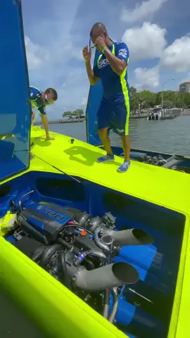 Miss Geico startup!Credit:@missgeicoracing #power #powerboat #boat #powerboating #boating #fyp #horsepower #boats #powerboats