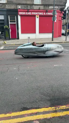 I love Edinburgh. #edinburgh #shark #sharkbike #coolbike #babyshark #coolcar #bro #coolcarbro