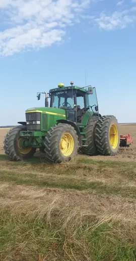 dans les colzas #agriculture #johndeere #pourtoi #foryou #fyp