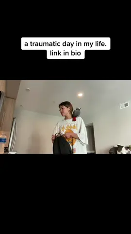 new youtube video hahahhaha listen to me ramble about my shitty friends and life! link in bio!