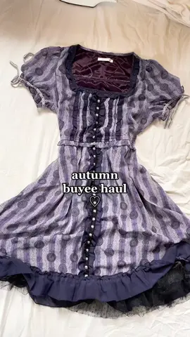 it’s literally summer weather now still tho :/ … and the brand is all axes femme (my fav) <3 #fyp#fashion#buyee#haul
