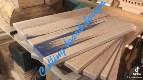 #resin #resinart #woodworking #resinartist #girlpower #girlssupportgirls #woods #servingboard #cuttingboard #designhouse #kitchenware #kitchendesign