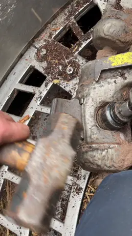I just wanna go home 🥲 #bluecollar #ZFlipClackdown #LifeIsGood #yeeyee #citruscounty #repair #janky #broke #florida #grind #newportrichey #mulch #gainesville #heavyequipment