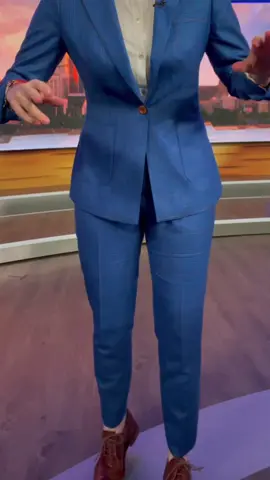 masc or femme? nah you can change your gender presentation ANY TIME YOU WANT! suit: Vestium buzz: Phlegmmingway #lesbian #lgbt #newsanchor