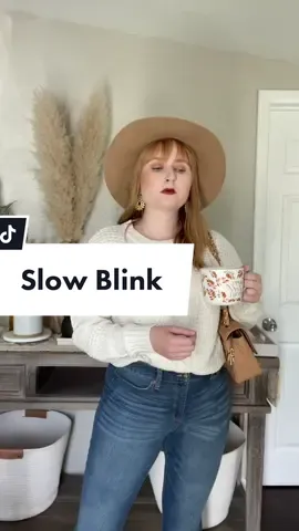 #blinkingchallenge #blinkingsound #blinkblinkblink #fallstyle2021 #trendyfalloutfit