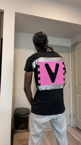 How some of y’all be with that Vlone😭😭 #fypシ #fyp