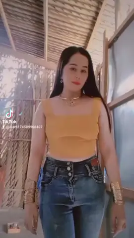 .... dù có cực khổ như thế nào e sẽ cùng ck cường vượt qua tất cả nha ck yêu ... cảm ơn người đã bỏ rơi a để e đc bên a và yêu a ...e yêu a❤️❤️😘😘🌺