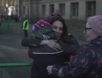 Kate meets Josh who has sensory autism and is so lovely with him 🥺❤️👑 #KateMiddleton #DuchessOfCambridge #AutismAwareness #HRH #ChildrensPrincess