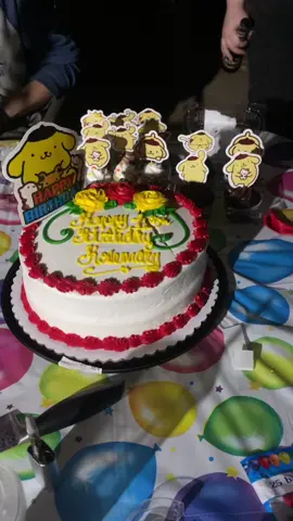 bday cake! 🥳 🎂 🎉 #foryoupage #foryou #makeup #sanrio #fyp #fypage