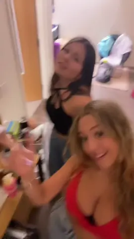 Pregaming  🤝 tiktoks
