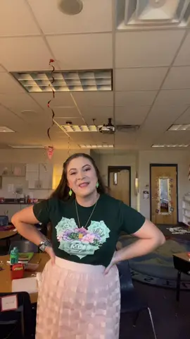 A little #tootd for ya from the drafts🌵 #HowIBathAndBodyWorks #firstyearteacher #teachersoftiktok #teacherstyle #teacheroutfitcheck #tiktokteacher