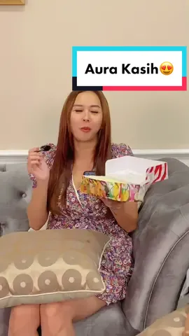 Kata kak #AuraKasih , rasa nya approve 🤤👌🏻 #siliwangibolukukus #bolusiliwangi #birthdaysiliwangibolukukus #fyp #foryourpage