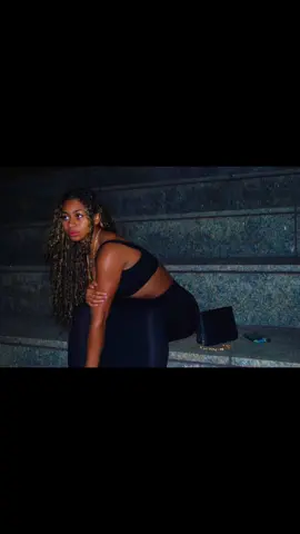 I swear I still smile. #greenscreen #greenscreenvideo #fyp #fypシ #FlauntItChallenge #BillboardNXT #foryou #foryoupage #4u #HowIBathAndBodyWorks