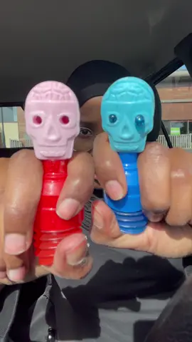 SOUL SUCKER or SKULL SUCKER #sour #halloween #candy